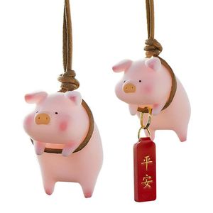 İç dekorasyonlar sevimli şanslı domuz arabası aksaklık pisti pig kolye otomatik dikiz ayna süsleri doğum günü hediyesi dekorasyon domuz yavrusu asma