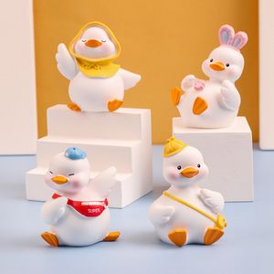 Mini pato amarelo figuras dos desenhos animados decoração de carro resina artesanato azul pó azul unicórnio mesa balanço brinquedo casa presente