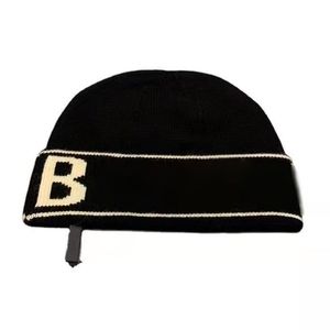 Beanieskull Caps Kış Yün Örme Şapka Erkekler için Tasarım Moda Hip Hop Mektubu Katı Kafatası Beanie Kapaklar Sıradan Sıcak Kalın Kep Siyah Beyaz Şapkalar 68y2