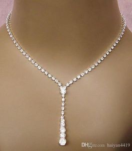 2022 Set di gioielli da sposa in cristallo bling collana in argento placcato orecchini di diamanti Set di gioielli da sposa per la sposa Accessori da donna per damigella d'onore