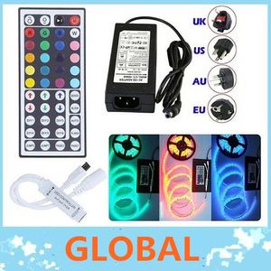 Su geçirmez IP65 5 M 300 Leds SMD 5050 RGB ışıkları led şeritleri 60 leds / M + uzaktan kumanda + 12 V 5A güç kaynağı ile AB / AU / İNGILTERE / ABD / SW fiş