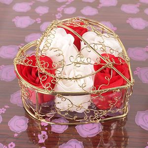 Diğer düğün iyilikleri el yapımı kokulu gül sabunu çiçek romantik banyo vücut soaprose düğün Noel hediyesi için yaldızlı sepet