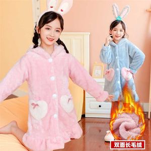 Meninas Tops Nightgown Inverno Estilo Pijama Infantil Children Thism Warm Flannel Robe Dupla Side Wide Veludo Roupão de Veludo 211130