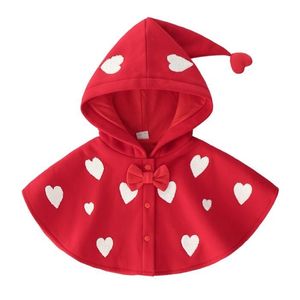 Bebek Kız Sevimli Ilmek Seven Kalp Kırmızı Pelerin Çocuk Giyim Sonbahar Kış Örme Çocuklar Hırka Coat 210521