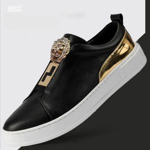 İtalya Erkekler Ayakkabı Giydirme Yeni Erkek Ayakkabı Yüksek Kaliteli Cowhide Düz Ayakkabı Bol Metal Aksesuarlar Kadın Ayakkabıları A4