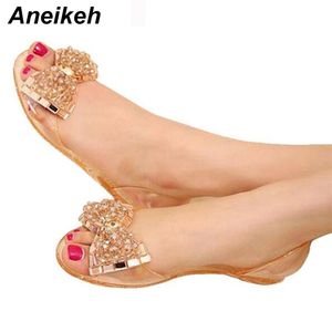 Kadın Sandalet Yaz Stil Bling Papyon Jöle Ayakkabı Kadın Casual Peep Toe Sandal Kristal Düz Ayakkabı Boyutu 35-40 TB 210413