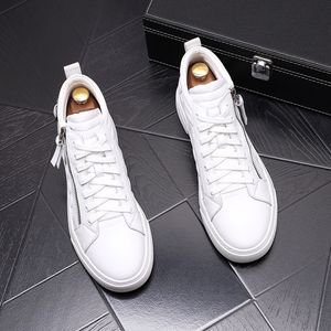 Lüks Tasarımcı Erkekler Rahat Çizmeler Moda Nefes Elbise Parti Düğün Ayakkabı Avrupa Tarzı Lace Up Tüy Flats Sneakers B128