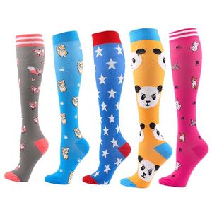 Erkek Çorap Moda Erkek Sıkıştırma 3 Çift/grup Varisli Damarlar Spor Koşu Kadın Diz Yüksek Seyahat Hemşireler Karikatür Çorap