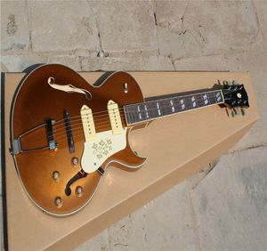 En Kaliteli Yeni Stil F-Hole Yarım Hollow Vücut P90 Pick-up Goldtop Caz Elektro Gitar Stokta