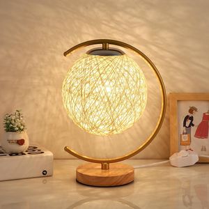 Настольные лампы Nordic Creative Desk Famce Bleart Hotside Moon Star Light Детская комната Украшения 3D Night E27 LED 3W