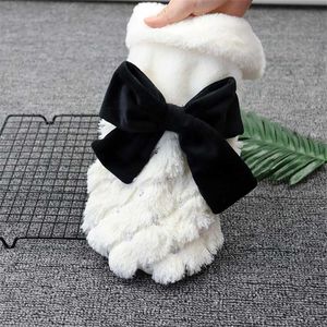 Мода Sequin зимняя домашняя собака одежда элегантный белый щенок кошка пальто куртки для собак меховой лук узлы Chihuahua одежда комбинезон 211027