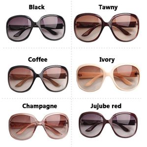 Солнцезащитные очки Дамы Классическая мода Большая рамка Постепенно поляризованные 6 цветов # 3113 50 шт.