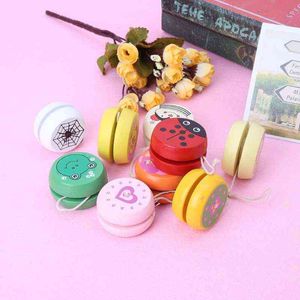Sevimli Hayvan Baskı Ahşap Yoyo Oyuncaklar Uğur Böceği Oyuncak Çocuk Yo-yo Yaratıcı Karikatür Kurbağa Yo Oyuncaklar Çocuklar için 5 cm Ahşap Yo Topu G1125