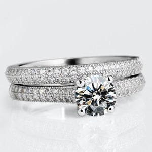 Alyanslar bir çift moda gümüş rengi parlayan rhinestone kristal çiftler için romantik parmak takı aksesuarları