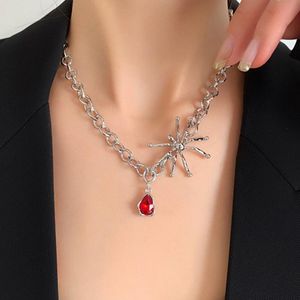 Подвесные ожерелья O-Chain Spider Ruby Clavicle Chain сплав сплав с сплавными сплавными сплав