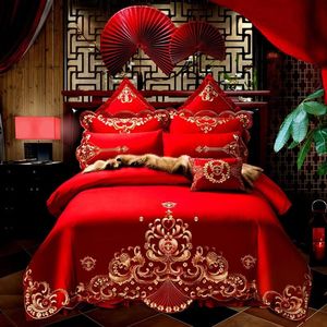 Conjuntos de roupa de cama 4/6 / PCS Felicidade de luxo Casamento Red King Rainha 100% Algodão Chinês Bordado Bordado Duveta Cama Folha de Cama Fronhas