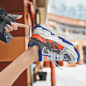 Оптовая Женская мужская бегущая мода старая папочка обувь 2021 весенняя пара моделей спортивные кроссовки тренеров на открытом воздухе