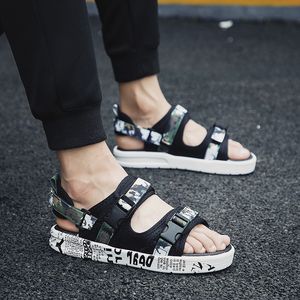 Erkekler Sneaker Summer2023 Eğitmenler Moda Spor Büyük Boyut Terlik Sandalet Sandalet Yaz Gençlik Öğrenci Slaytları Siyah Gri Beyaz Açık Mavi Turuncu Tasarımcılar Flip