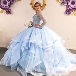 2021 Açık Mavi Quinceanera Elbiseler Jewel Boyun Kristal Boncuk Balo Uzun Kollu Ruffles Katmanlı Tatlı 16 Korse Geri Parti Balo Abiye giyim