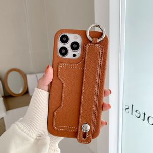 Üst Moda Telefon Kılıfları iPhone 13 Pro Max I 12 11 XS XR X 8 7 Artı Lüks Tasarımcı Deri Bileklik Cep Telefonu Kapak Lüks Mobil Kabuk Kart Tutucu Cep Hard Case