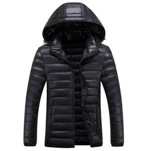 Мужские Parkas Plus Размер Зимняя Теплая Куртка Мужская Пуховая Пальто Человек с капюшоном Передвижные стеганые куртки