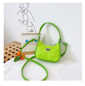 7Colors Designer Meninas Mini Bolsas Crianças Princesa Mudança Bolsa Crianças Casuais Mensageiro Bags Um ombro Baby Bag Candy Cor