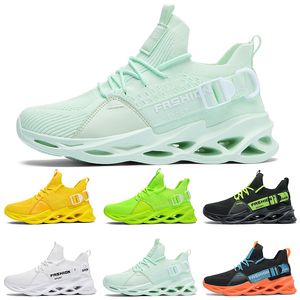 Marka olmayan Erkek Kadın Koşu Ayakkabıları Siyah Beyaz Volt Sarı Açık Yeşil Erkek Eğitmenler Moda Açık Spor Sneakers Boyutu 39-46