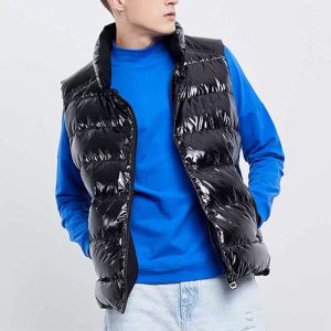 Erkek Tasarımcı Down Ceketler Yelekler Kış Ceketleri Kadın Parkas Man Palto Moda Ceket Puffer Deri Deri Kapşonlu Rüzgar Dergilek Kalın Sıcak Katlar Dış Giyim Erkekler Giyim