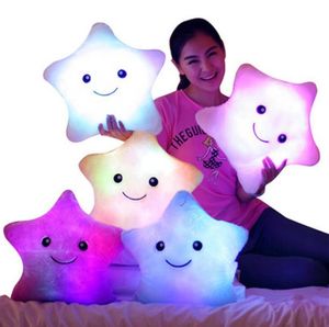 Renkli Aydınlık Yıldız Yastık Peluş Bebek Oyuncak Dahili LED Lamba Kanepe Dekorasyon Yastıklar Sevgililer Günü Hediye Çocuk Oyuncakları