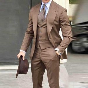 Kahverengi Casual Erkekler Düğün Slim Fit Için Takım Elverişli Damat Smokin 3 Parça Ceket Yelek Pantolon Erkek Moda Kostüm 2021 Son Stil X0909