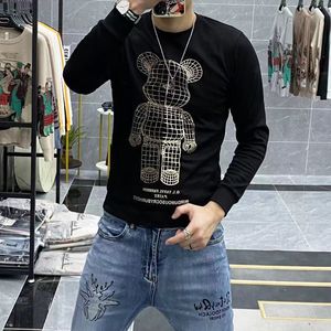 Erkek Hoodies Bear Rhinestone İnce Fit Yeni Kişiselleştirilmiş Kore Trend Ağır Nakış Moda Marka Marka Sıradan Alt Alt Gömlek Erkek Top Pullover Sonbahar Kış