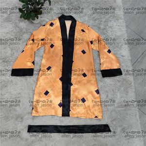 Orange Hipster Bath Robe Top Quality Women's Luxury Sleepwear Home Bathroom Oudoor Goddess Must Designer Clothes