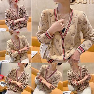 Sonbahar Kış Kadın Marka Tasarımcısı Mektup Baskı Hırka Kazak Ceket Yün Karışım Kadın Triko Bayanlar Örme Üst V Yaka Uzun Kollu Nedensel Küçük Tatlı Rüzgar Palto