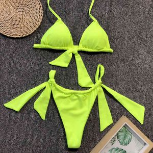 Neon Yeşil Düğümlü Bikini 2019 Kadın Mayo Kadın Mayo İki Parça Bikini Set Seksi Bather Halter Mayo Yüzmek Aşınma X0522