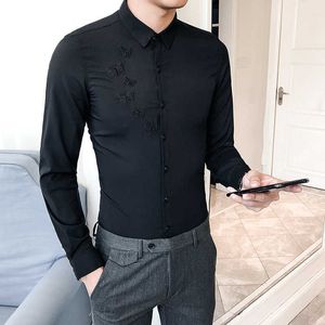 Осенняя рубашка мужская бабочка вышивка декоративные повседневные рубашки мужчины с длинным рукавом Slim Fit Streetwear Camisa Social Masculina 210527