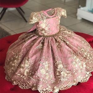 Kız Elbiseleri 0-24m Sevimli Bebek Kız Bir Yıllık Doğum Günü Partisi Prenses Elbise Doğum Pageant Prom Kostüm Bebek Dantel Çiçek Çiçek Büyük Bow Vestidogirl '