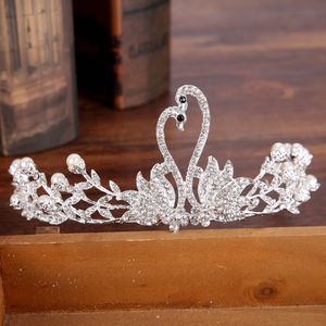 Headpieces princesa shinning cristal cisne nupcial tiaras e coroa 18k liga de cabelo aniversário pérolas tiaras barroco coroa de casamento