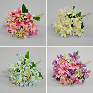 Dekoratif Çiçek Çelenkleri Başlıklar 1 Parça İpek Yapay Çiçek Lily Avrupa Tarzı Çok renkli sahte gelin Buket Düğün Aile Partisi