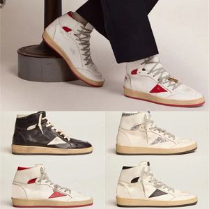 22ss Kadın Erkek Rahat Ayakkabı Tasarımcısı Sky Star Yüksek Sneakers Basketbol Ayakkabıları Ayak Bileğinde İmza Ve Gümüş Parıltılı Klasik Do-eski Kirli Top 35-46