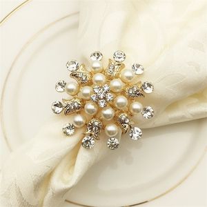 SHSEJA 12PCS Christmas deer napkin rings Silver Gold Alloy napkin buckle napkin buckle hotel wedding party table decoration T200523