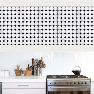 Duvar Çıkartmaları YRHCD Siyah Beyaz Satranç Mozaik Kiremit Sticker Banyo Su geçirmez kendi kendine yapışkan Duvar Kağıdı Oturma Odası Arka Plan Dekoratio