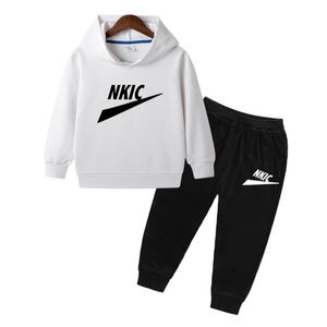 Yeni Varış Sonbahar Çocuk Setleri Takımlar Erkek Kızlar Pamuk Giysileri Uzun Kollu Marka Logo Ceket Sweatshirts Pantolon 2 PCS/Set Trailsuit