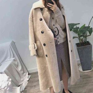 Sonbahar Kış Kış Kadınlar Yün Kürklü Kore Yeni Moda Düğmesi Cep Granülleri Koyun Kesme Ceket Bayanlar Uzun Palto Tide H477 L220714