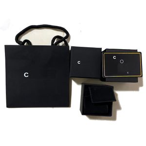 Sıcak Satış Küpe Takı Kutusu Damga Beyaz Mektup Kutuları Set Mücevher Ambalaj Ekran Kutusu Kare Siyah Yüksek Kalite