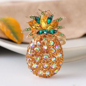 Anahtarlıklar Renk Kristal Zirkon Ananas Anahtar Parlayan Meyve Keyasyon Altın Moda Çantası Kolye Takı Kadınlar Doğum Günü Hediye Keytanları