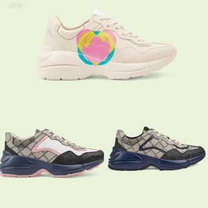 Yeni Rhyton Spor Sneaker Tasarımcı Lüks Ayakkabı Erkek Kadın Eğitmenler Günlük Ayakkabı Kalp Sabahu Kuzey Amerika Özel deri spor ayakkabılar boyutu 35-46