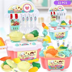 22pcs Mini Kitchen Toys Set Kids притворяться, играйте в пластиковую симуляцию, кулинарные столы, набор детских головоломков для мальчиков, подарков LJ201211