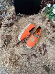 Direkt satış! Kadınlar Elbise Ayakkabı Moda Metal Güzellik Düğmesi İşlemeli Tuval Düz Ayakkabılar Partisi Konforlu Tasarımcı Ayakkabı Dokuma Ayakkabı Lüks Kutusu 35-41