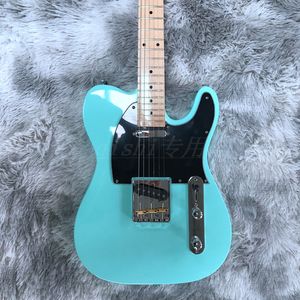 Электрическая гитара Металлический синий цвет кленового грима Хромное оборудование Высокое качество