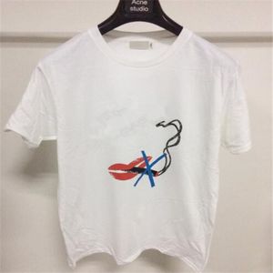 Tasarımcı Erkek Kısa Kollu T Gömlek Moda Kadın T-Shirt Yüksek Kaliteli Tees Sigara İçilmez Dudaklar Mektup Baskı Yuvarlak Boyun Gevşek Çiftler Tee Tops
